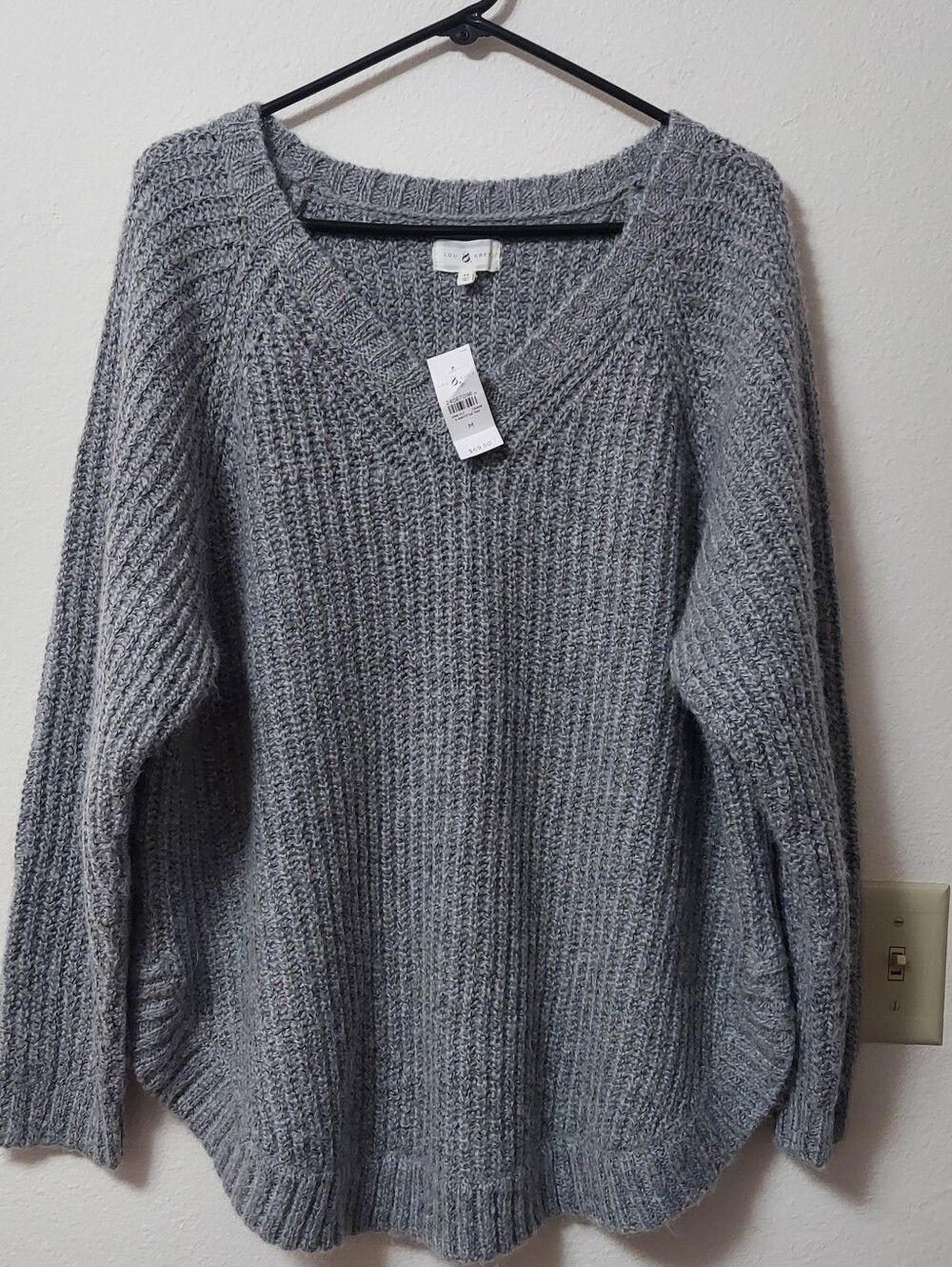 NWT Lou & Grey Chunky V-Neck Gray Knit Sweater